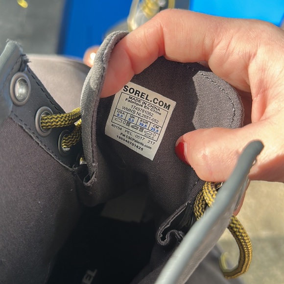 Sorel Waterproof boots New With Tag - Picture 6 of 6